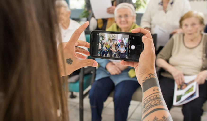 Article - Comment animer vos écrans daccueils, le Boitier TV Famileo